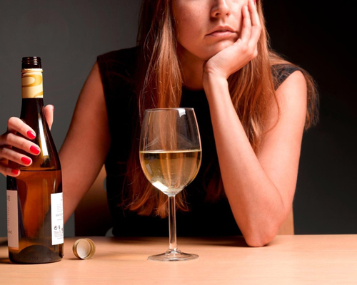 Анонимное лечение женского алкоголизма в Черногорске